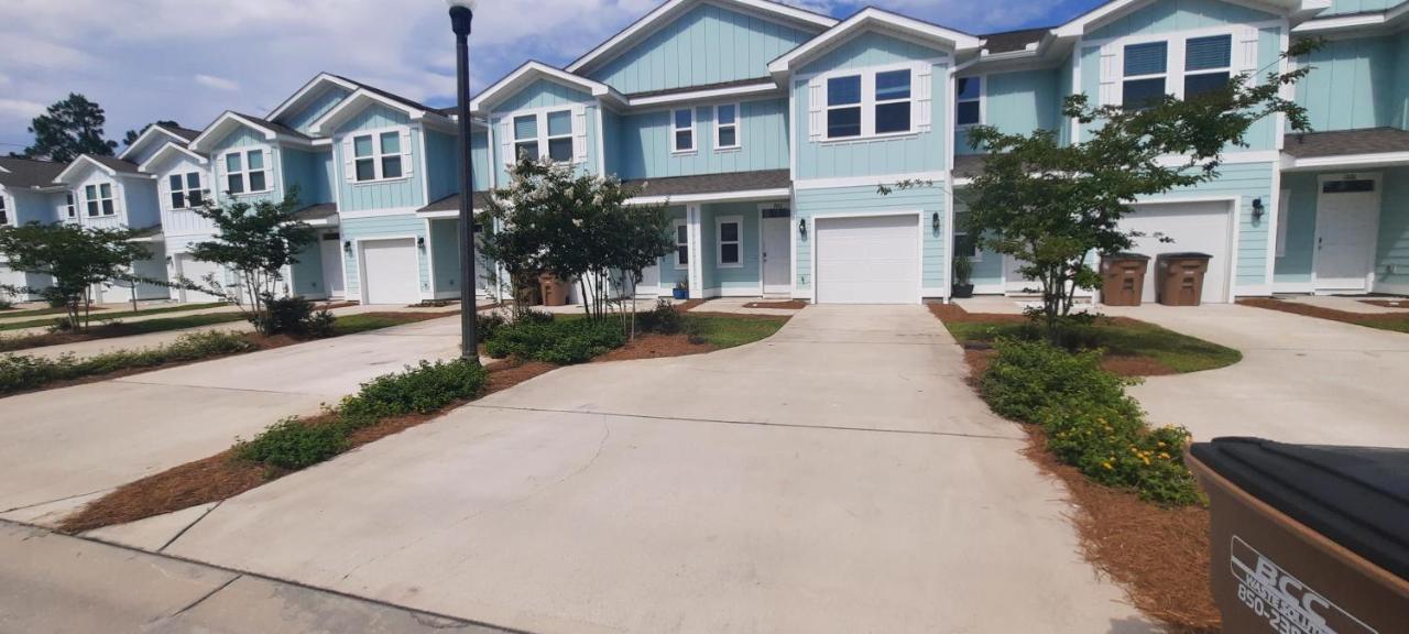 Paradise Pointe 3 Bedrooms Ideal For Longer Stays Pool Kitchen *