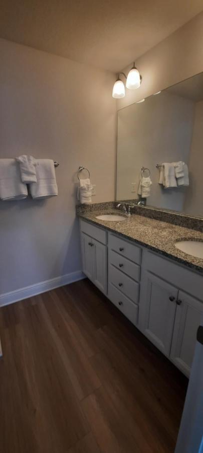 Paradise Pointe 3 Bedrooms Ideal For Longer Stays Pool Kitchen Holiday home